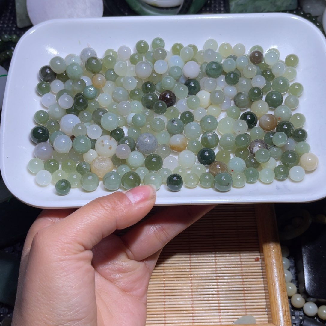 未镶嵌手镯和田玉（糖玉）