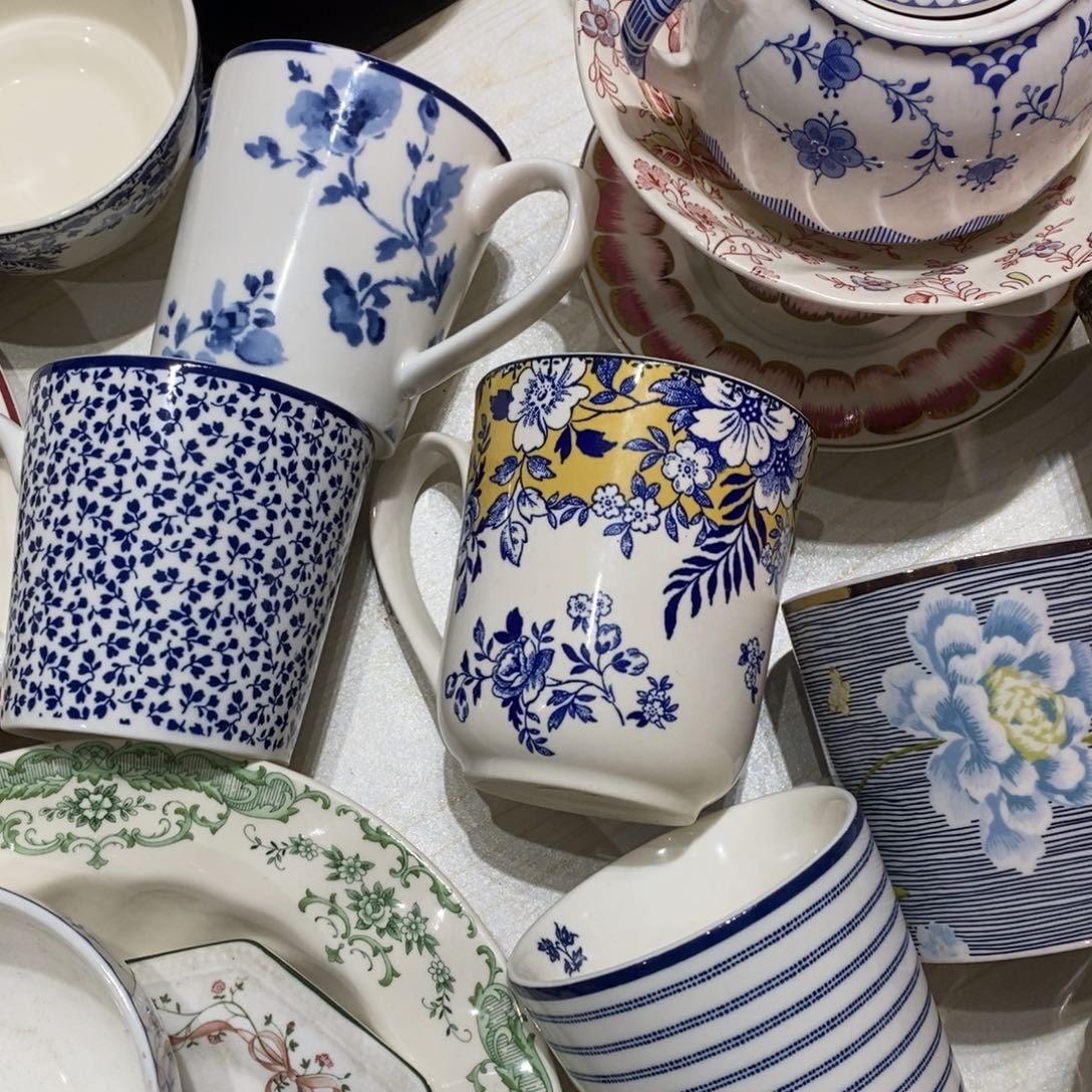 瓷微瑕黄色马克杯