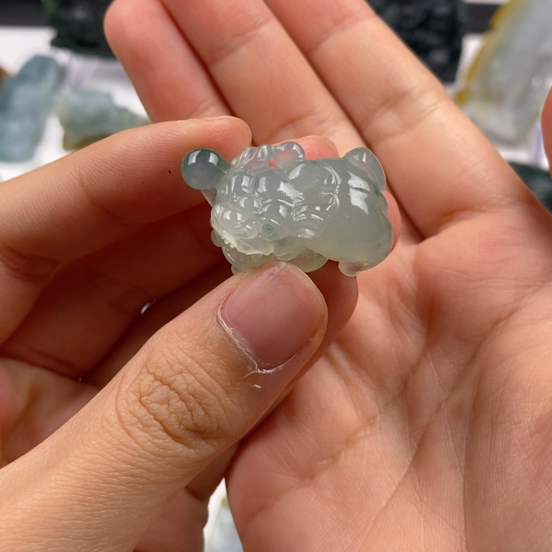 定制翡翠未镶嵌翡翠