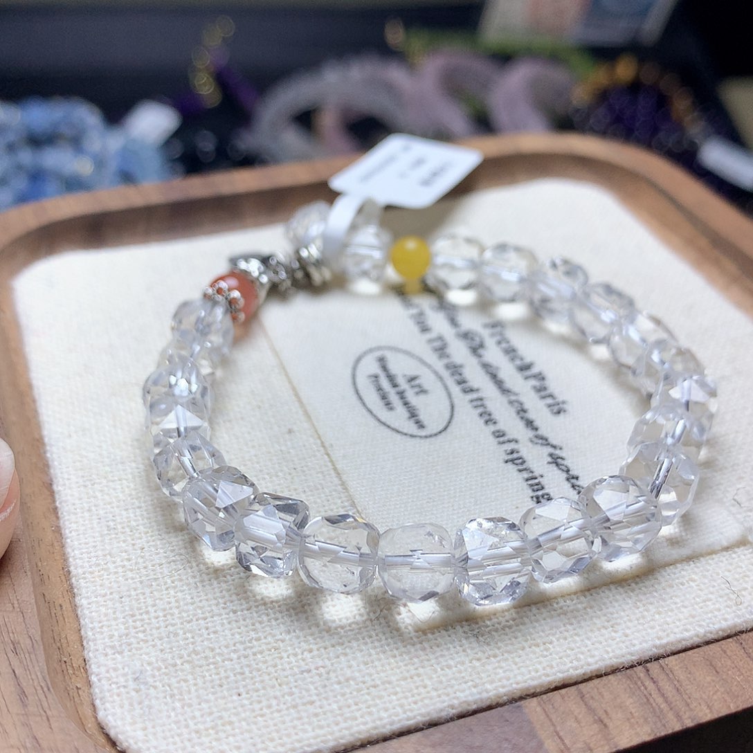 水晶手串未镶嵌随机发