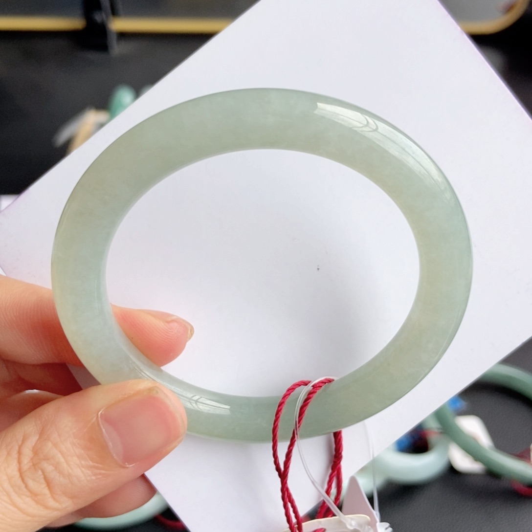 未镶嵌手镯翡翠52圆条小冰棍