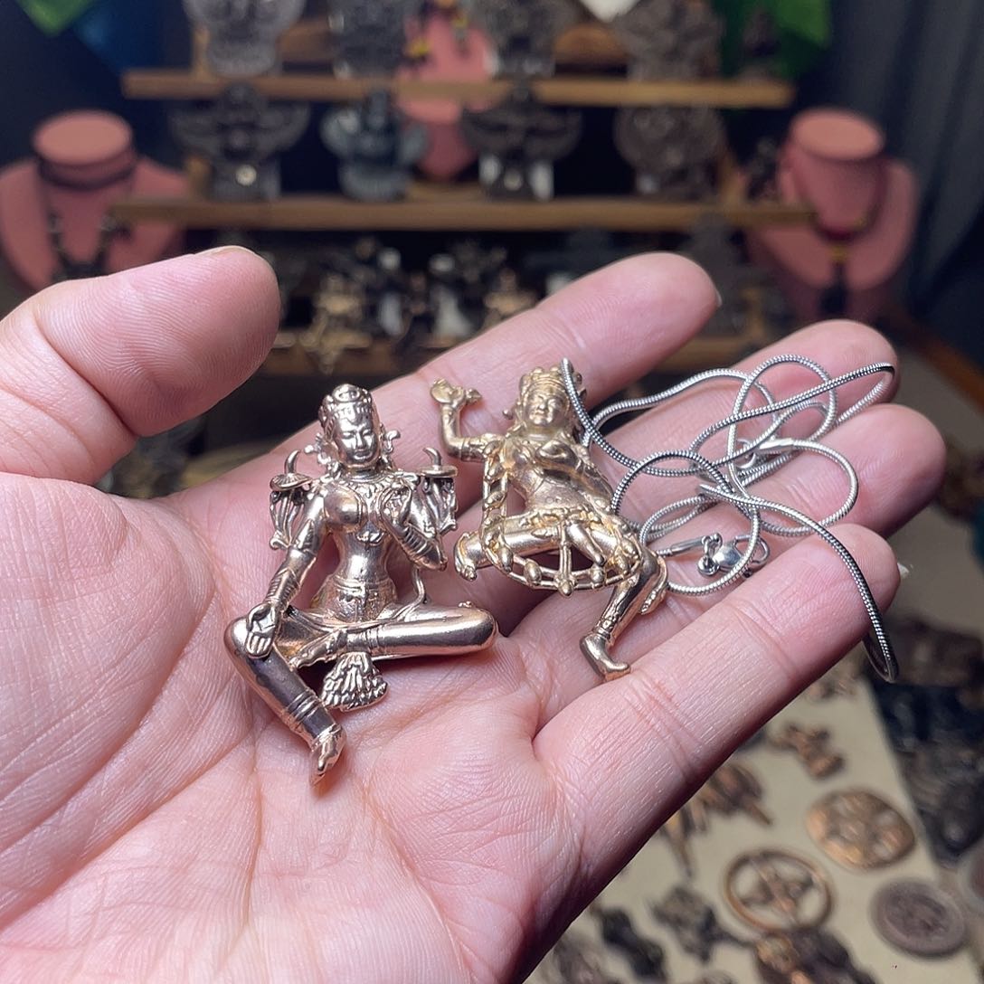 尚*衣藏传加银两件套福利