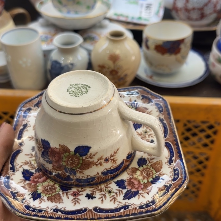 瓷片冷*妆哈哈哈就哈哈哈哈