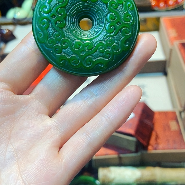 和田玉（碧玉）颈饰未镶嵌