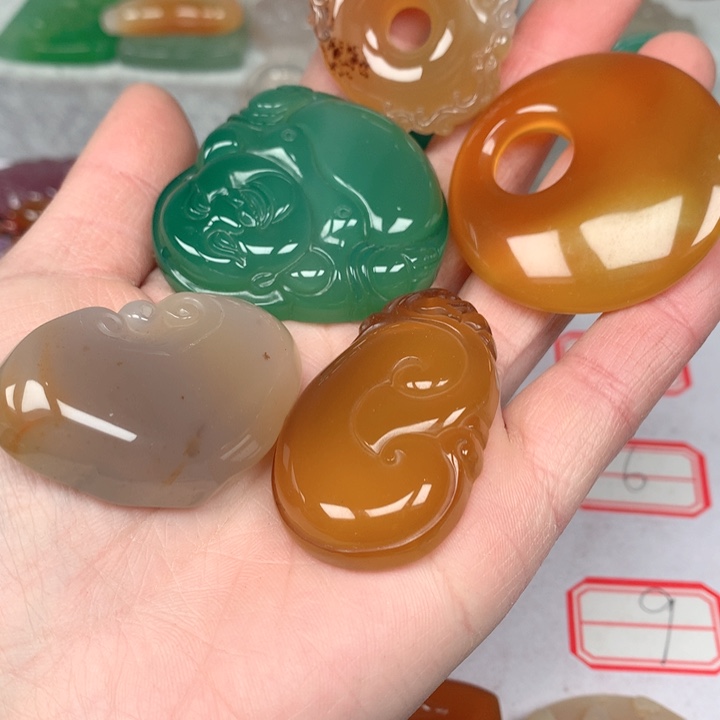 玛瑙/玉髓颈饰未镶嵌6*梅