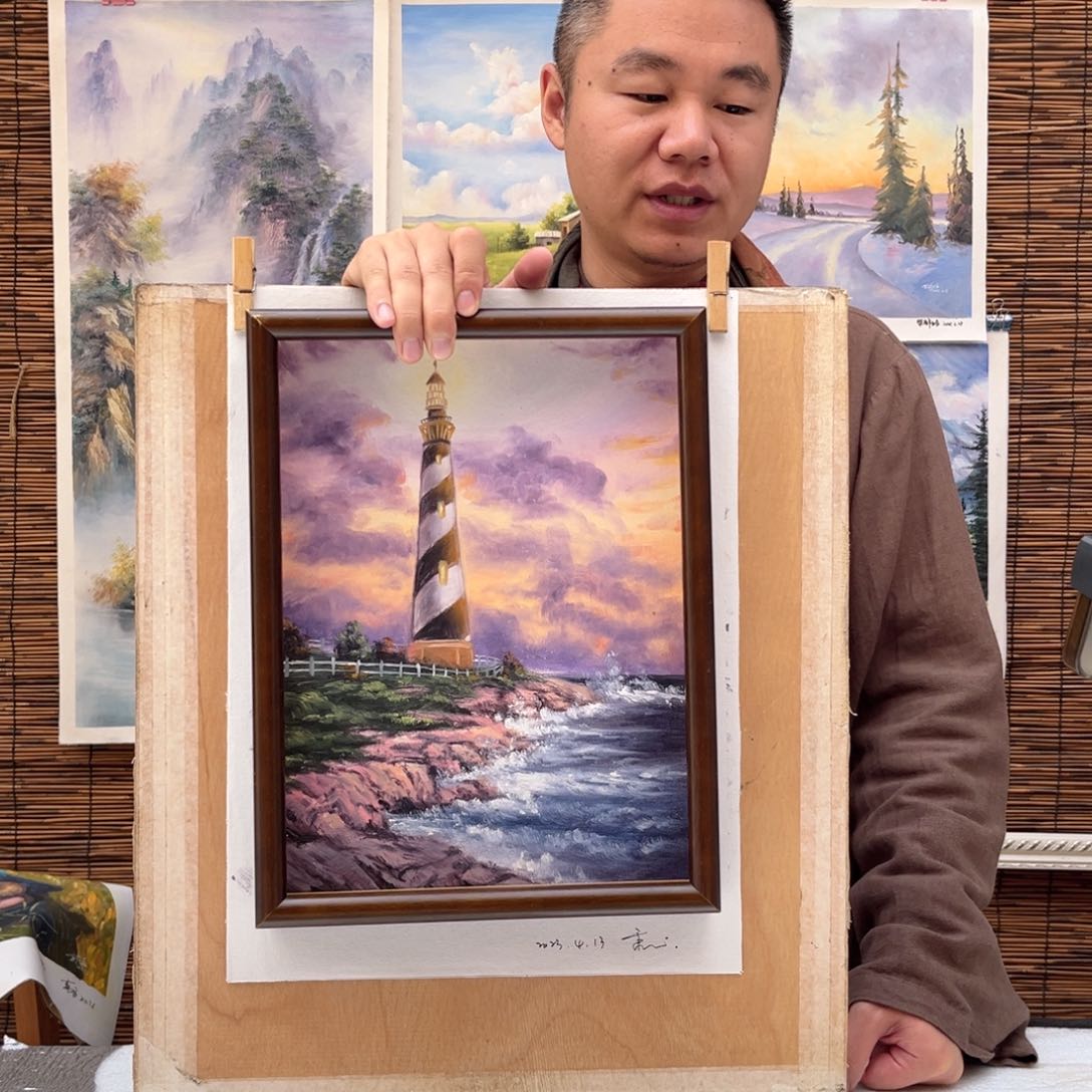 油画行路人小院绘画作品竞拍