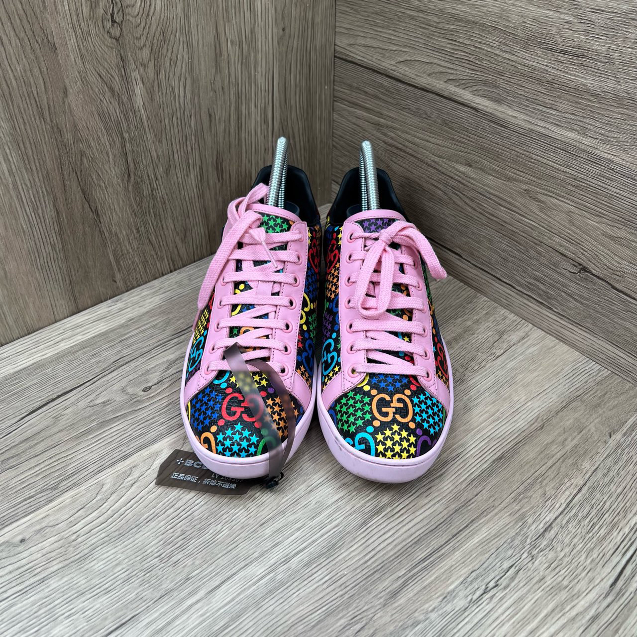 95新 GUCCI/古驰 黑粉跳跳糖满印logo板鞋 38.5码/98新/无配件