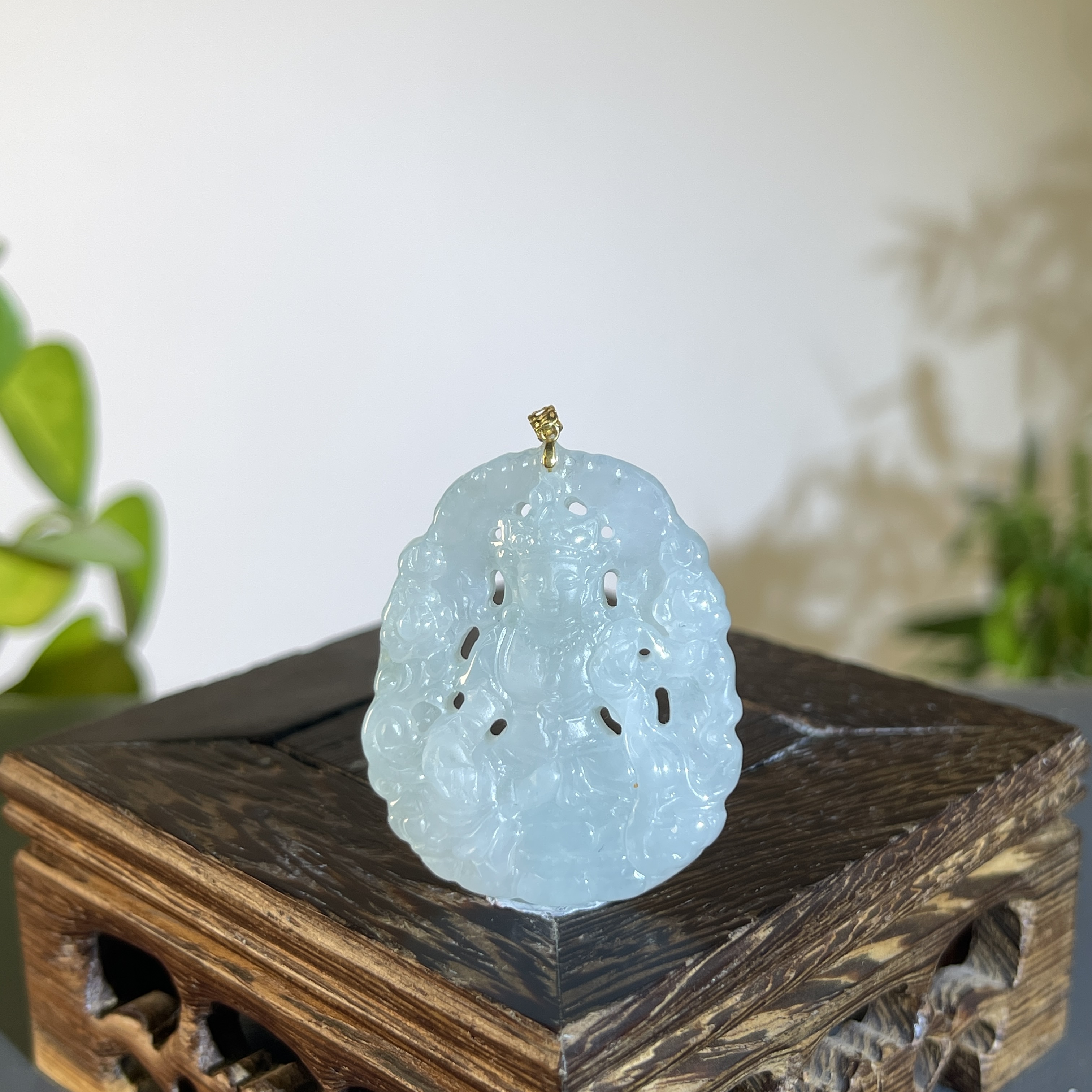 JTA11-31 天然缅甸A货翡翠 18K扣头度母