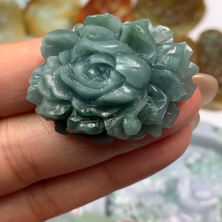 定制翡翠未镶嵌翡翠