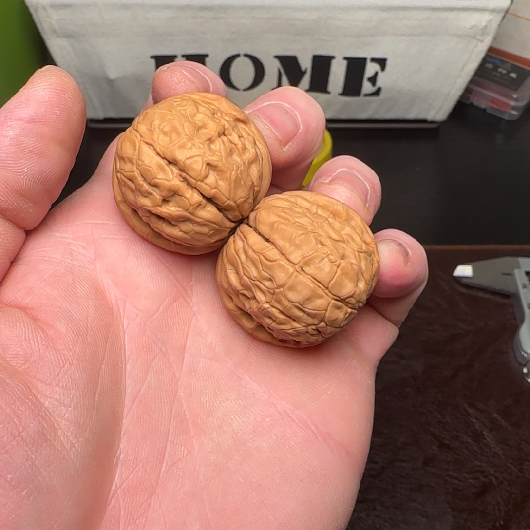 文玩核桃吊坠，甲骨文