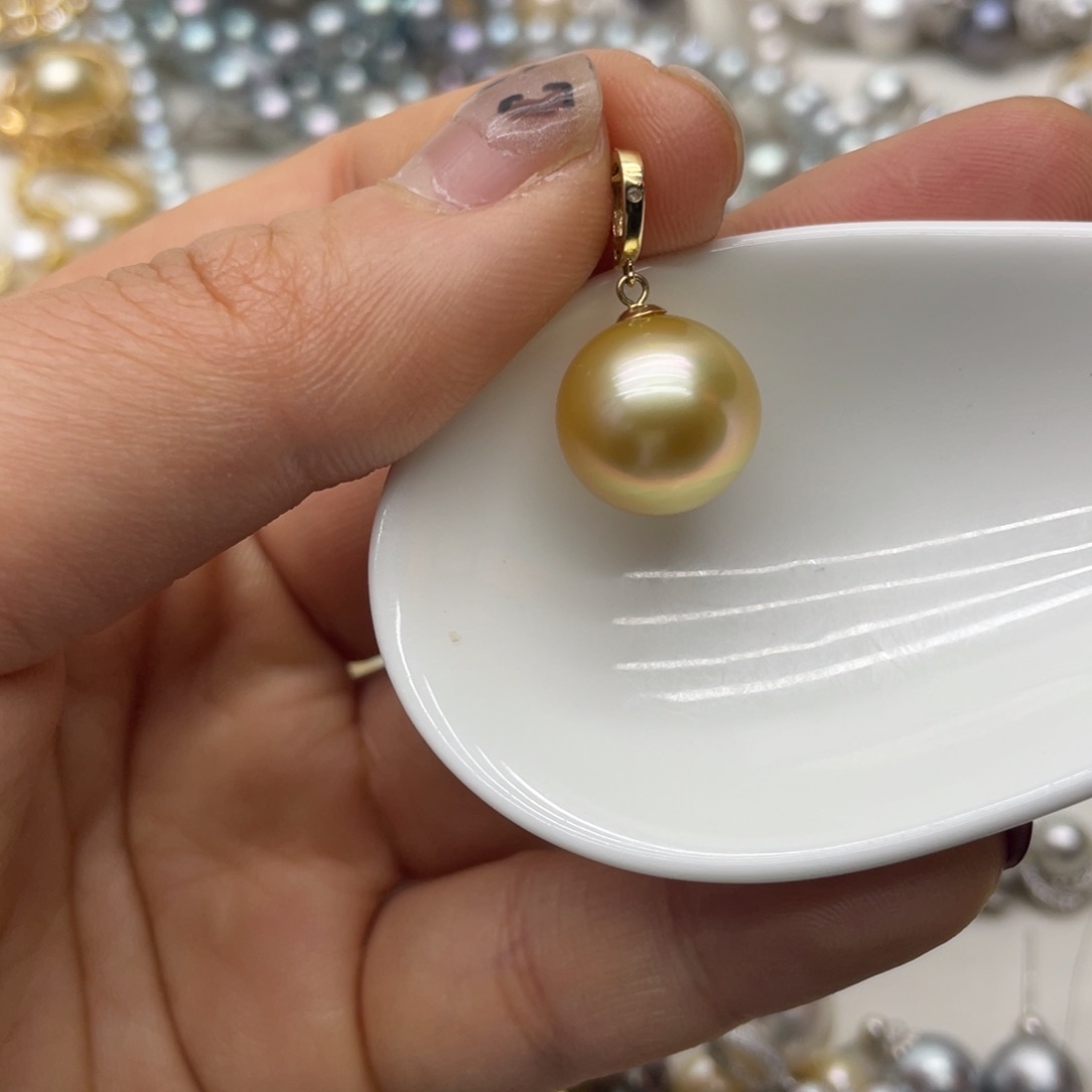 海水珍珠吊坠(不含链)18K金镶嵌