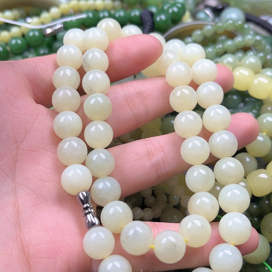 和田玉（黄玉）未镶嵌颈饰