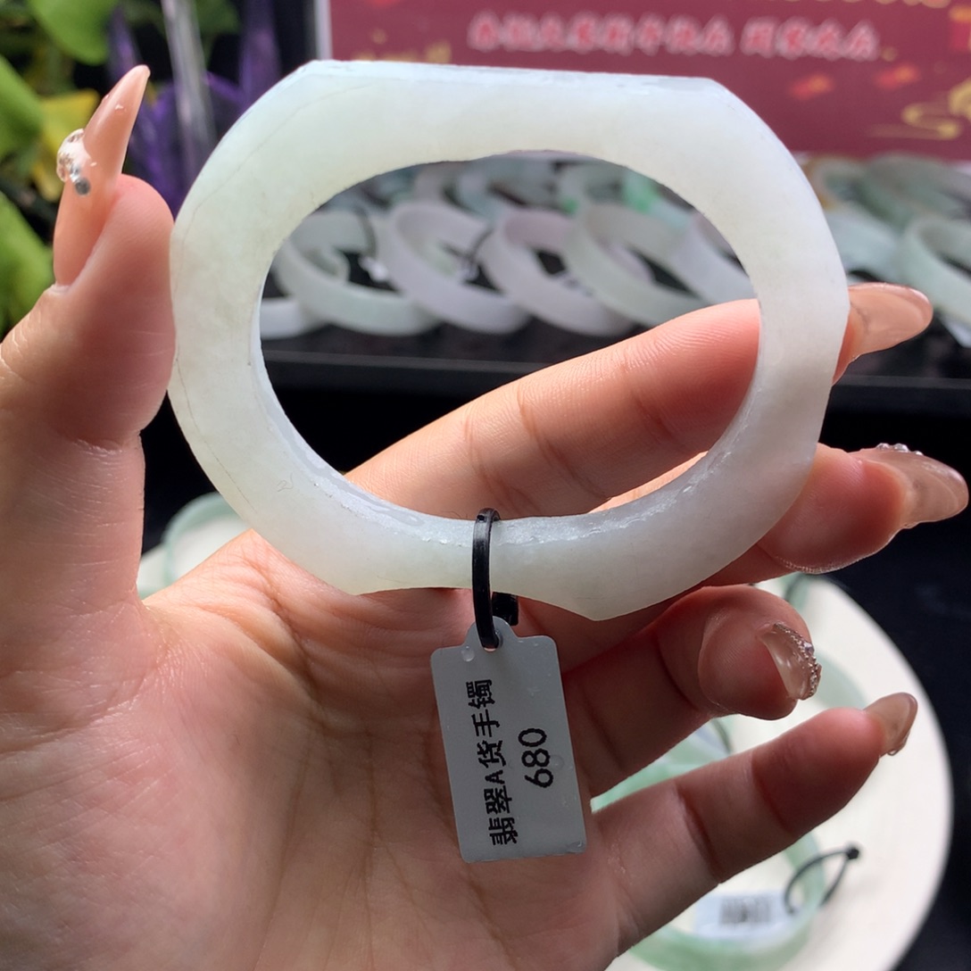 定制翡翠叮当镯未镶嵌54/58 贵妃