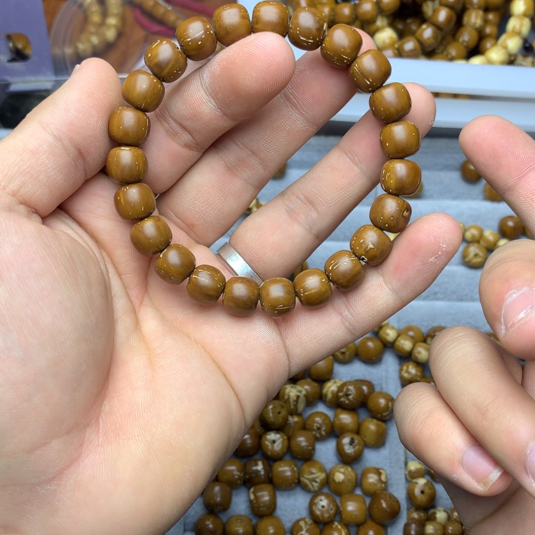 紫金鼠手串实心尺寸10微瑕