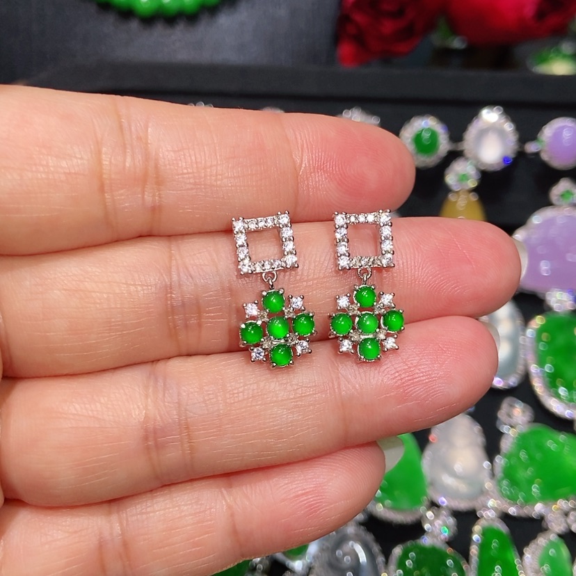 【闪购商品】翡翠耳饰未镶嵌天然翡翠