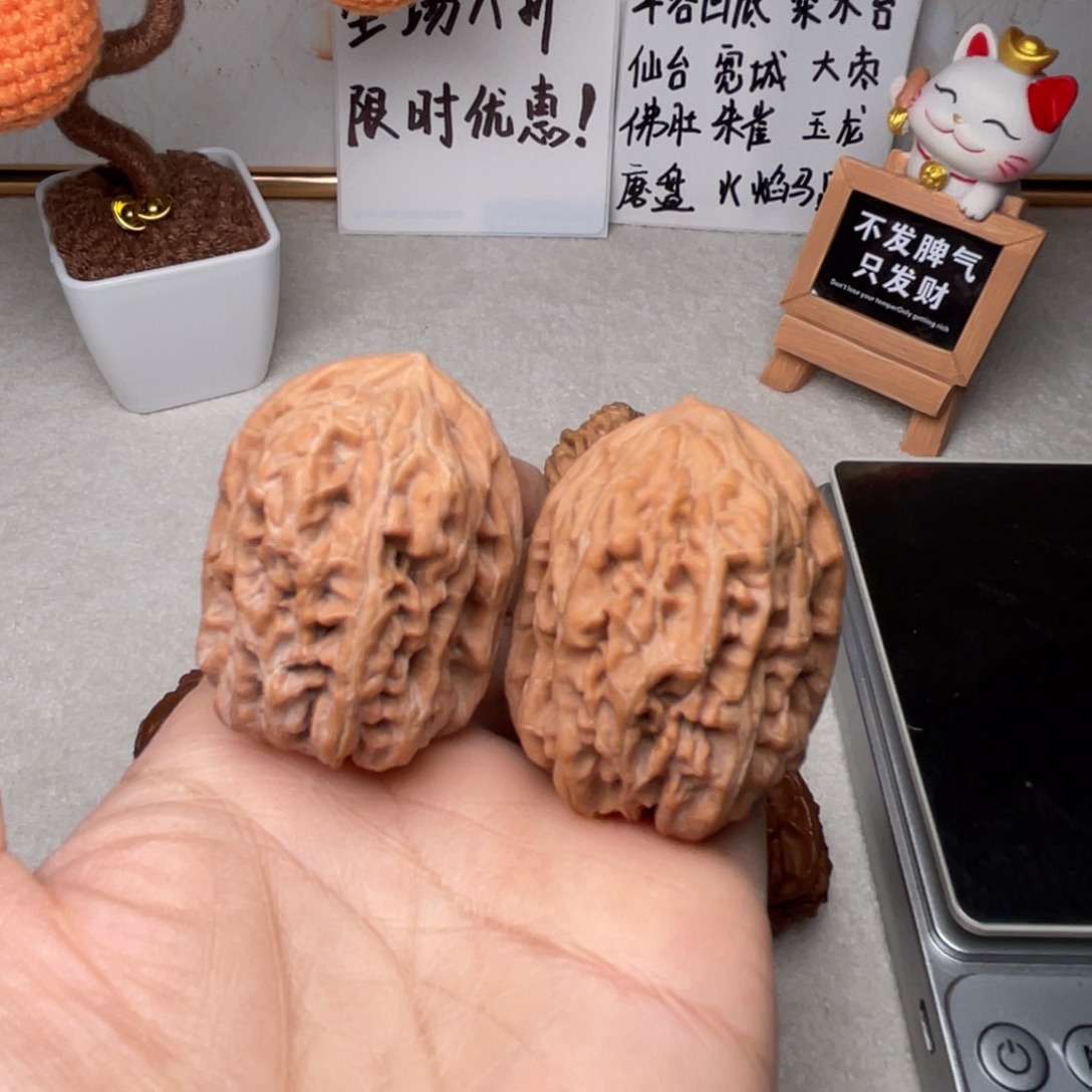 文玩核桃吊坠英雄榻