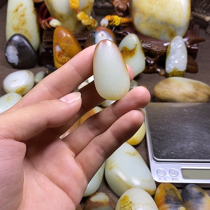 和田玉未镶嵌挂件