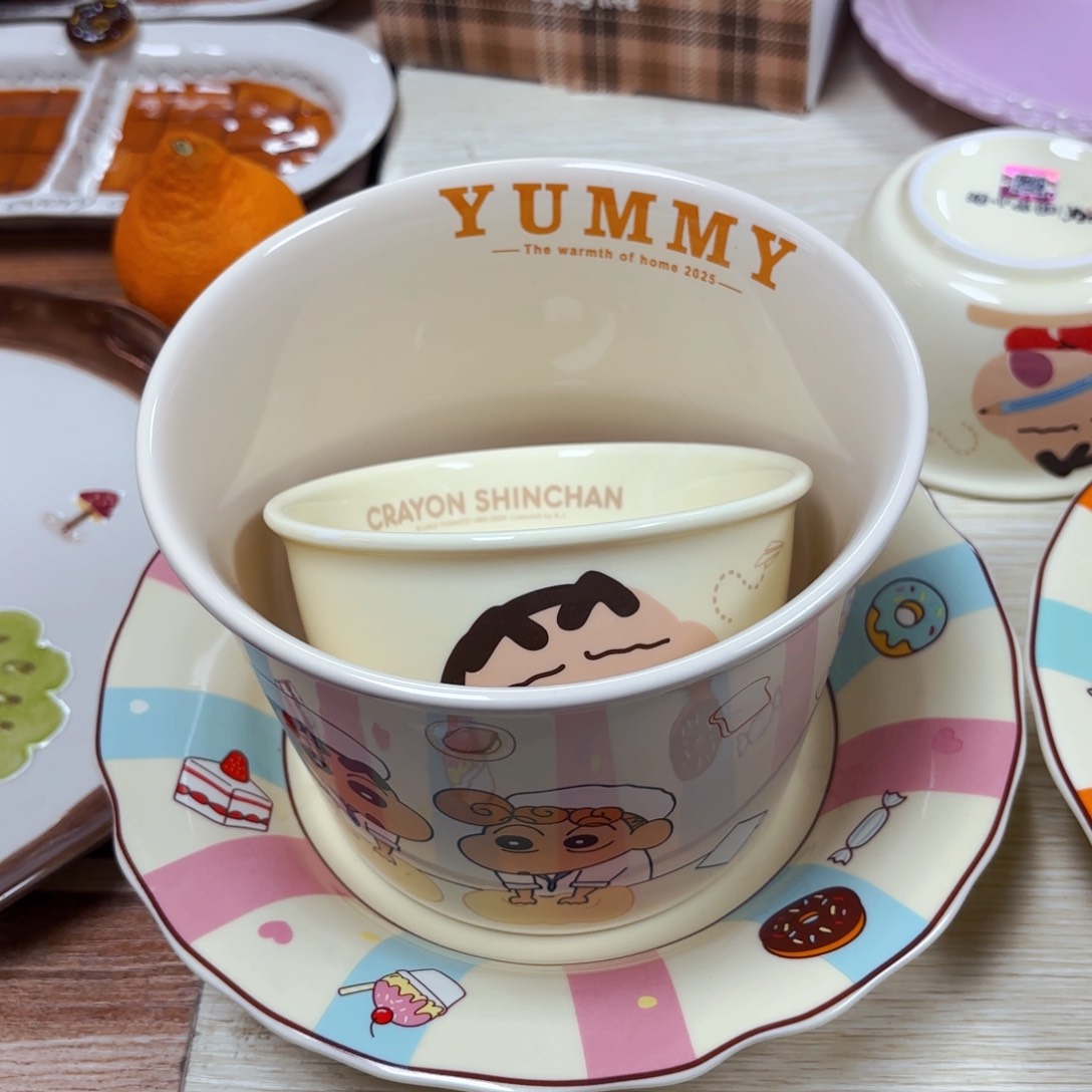 白瓷蜡笔小新三件套装