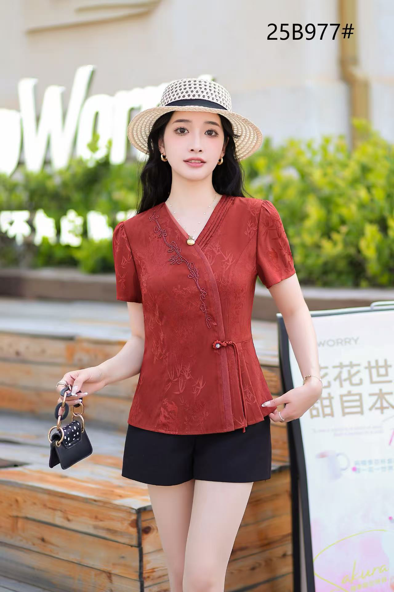 新中式洋气中老年女士夏季国风短袖小衫妈妈装