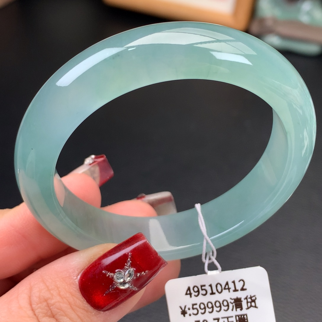 翡翠手镯未镶嵌冰胶蓝正圈