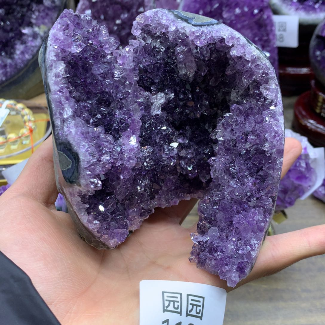 紫晶大型摆件（非配饰）未镶嵌