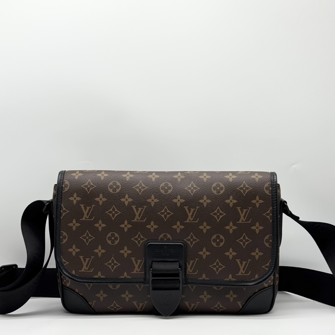 95新 LouisVuitton/路易威登  Archy 老花 男士 中号 邮差包