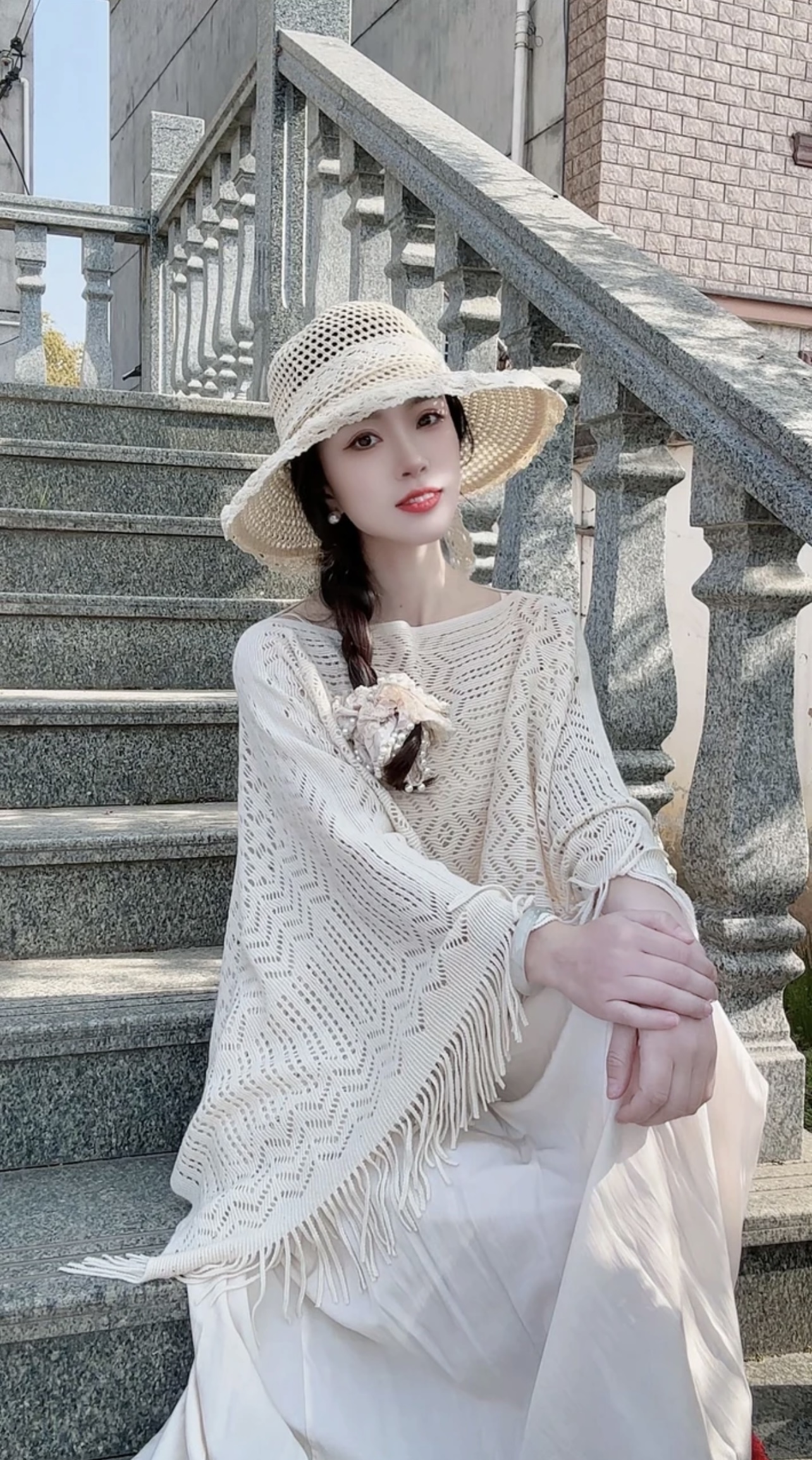 020专属链接  2025新款镂空套头毛衣披肩民族风春夏旅游日常