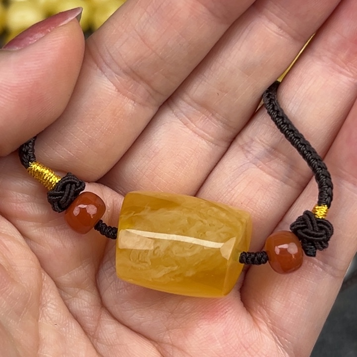 琥珀裸石未镶嵌蜜蜡422