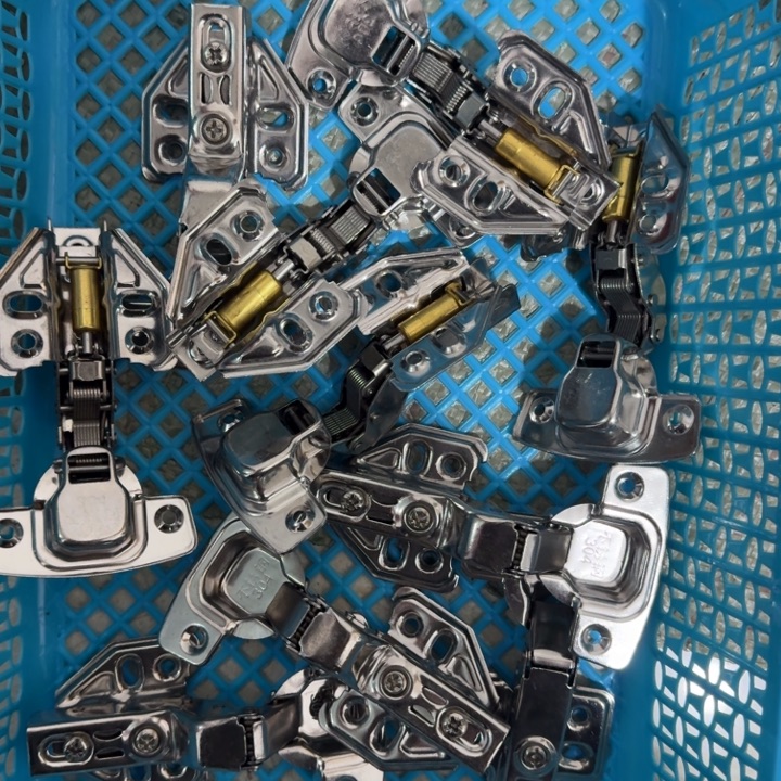 五金工具捡漏铰链10个