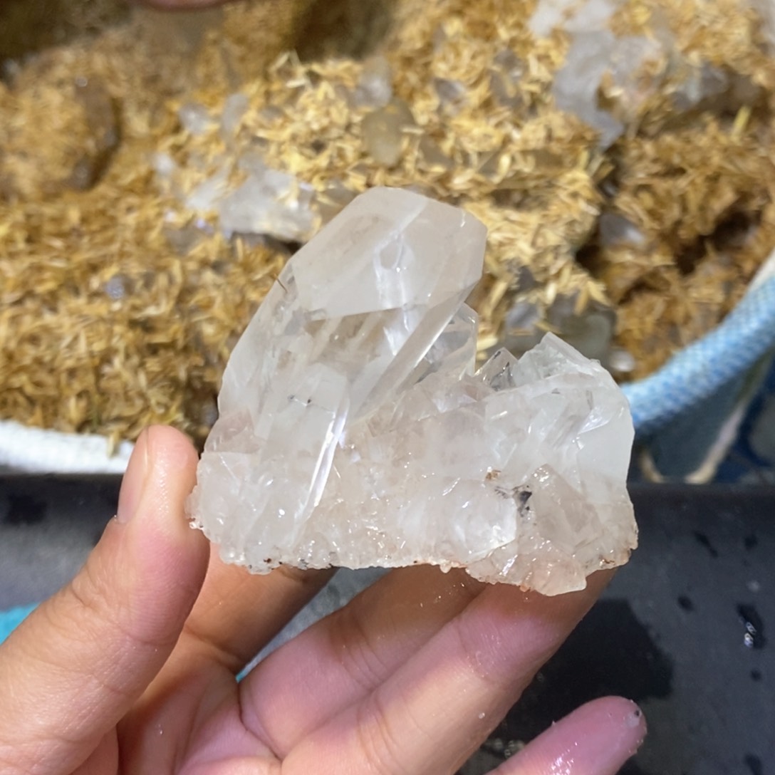 水晶原石摆件未镶嵌水晶