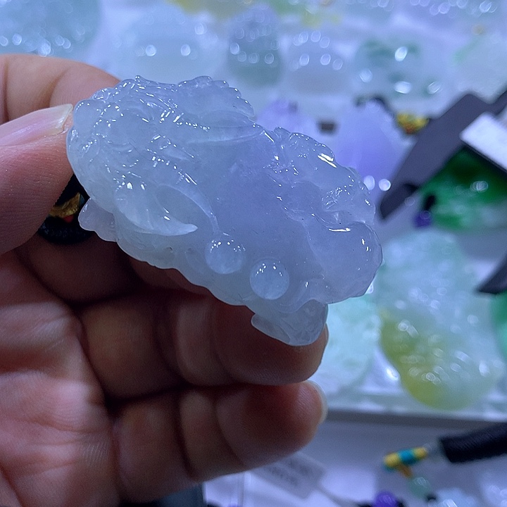 颈饰未镶嵌翡翠天然翡翠A货吊坠