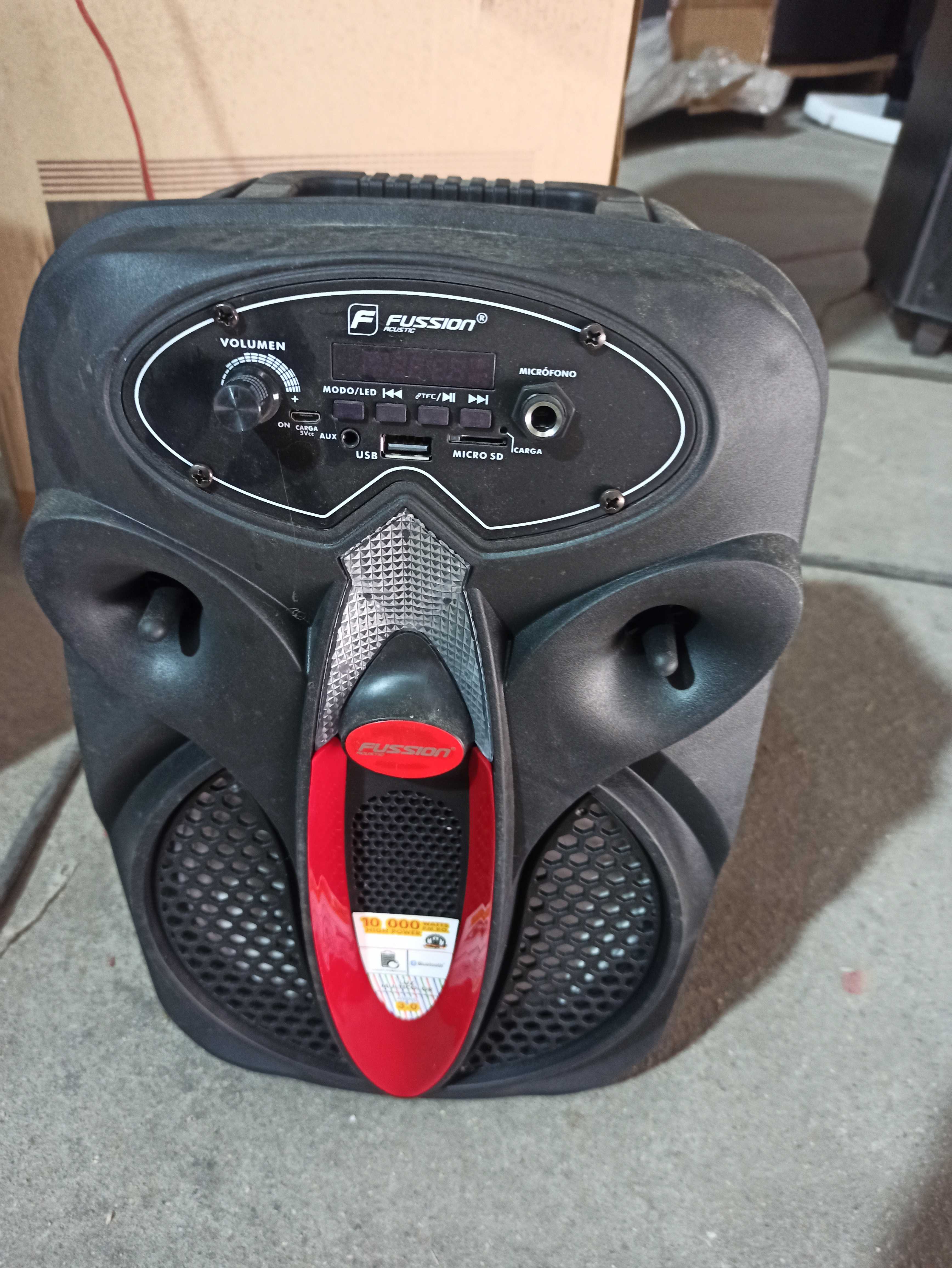 8新  移动音响一个不包邮不包好坏