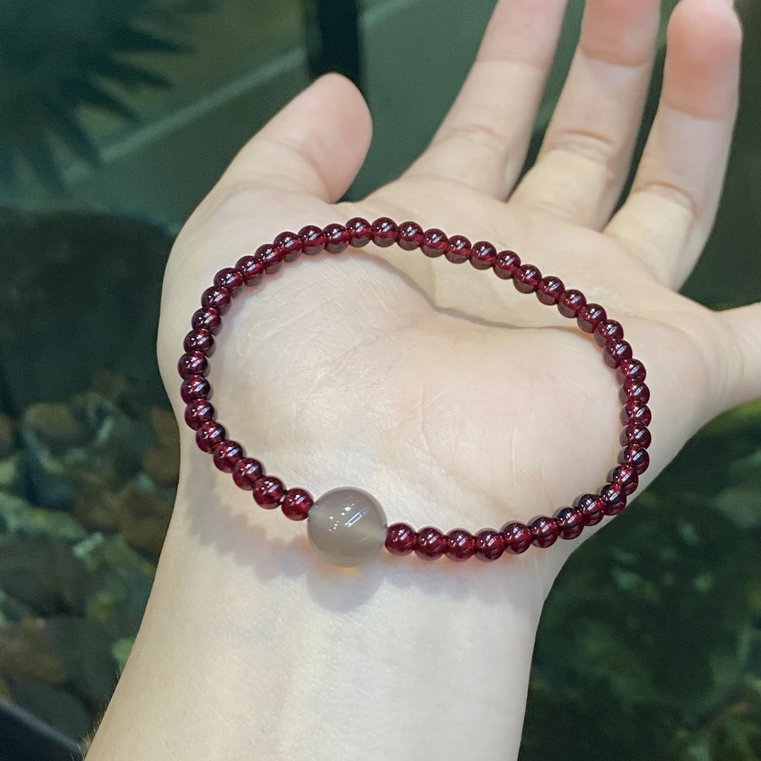 单圈04红玉髓灰玛瑙手链