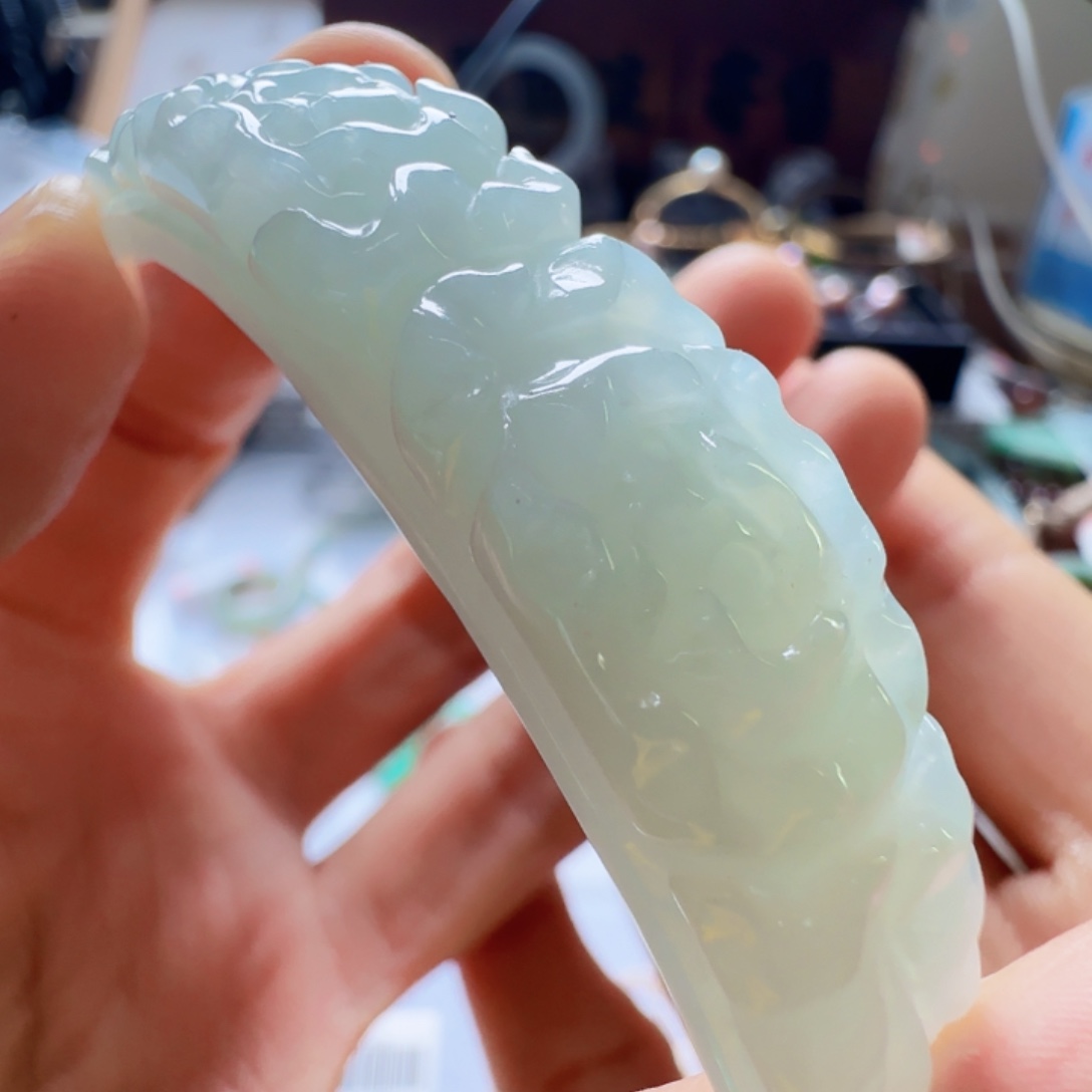 翡翠未镶嵌手镯翡翠99