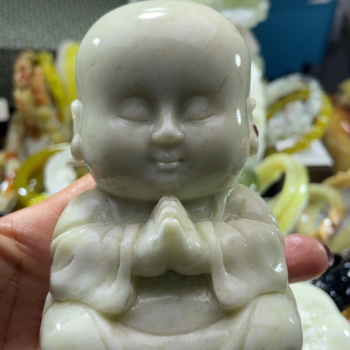 岫玉未镶嵌摆件摆件