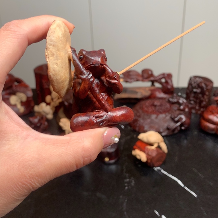 檀香紫檀（小叶紫檀）G****y