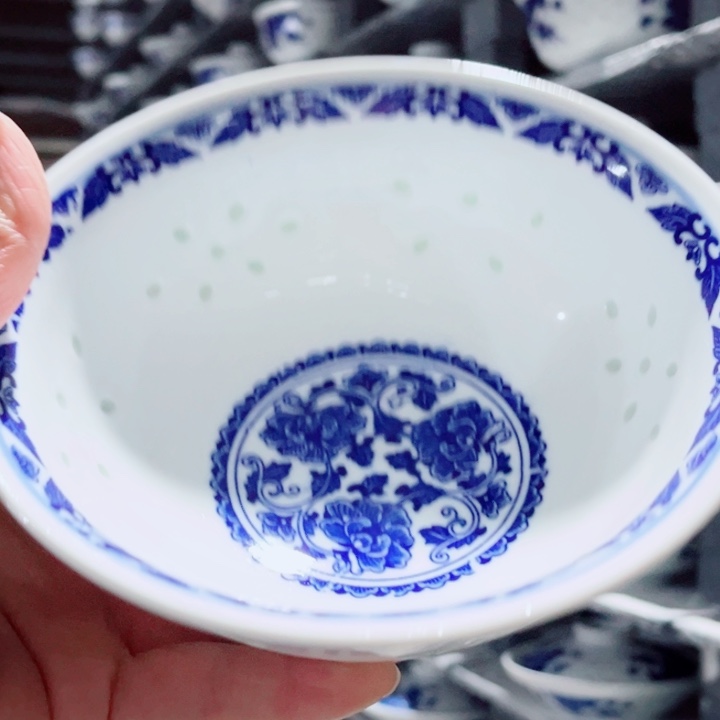 青花玲珑6寸面碗牡丹花