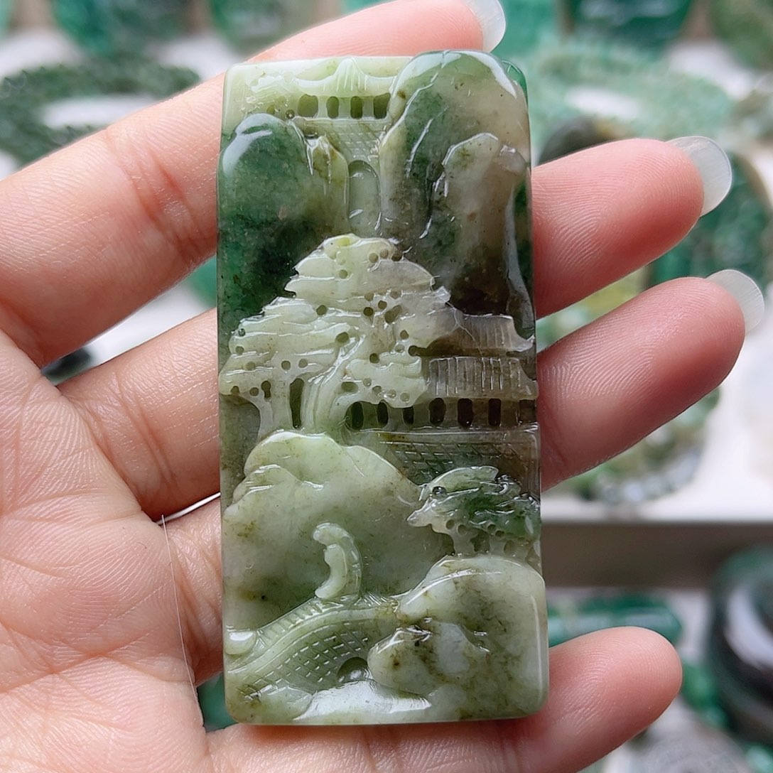 独山玉挂件未镶嵌