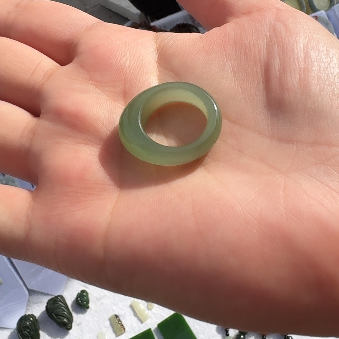 和田玉戒指未镶嵌