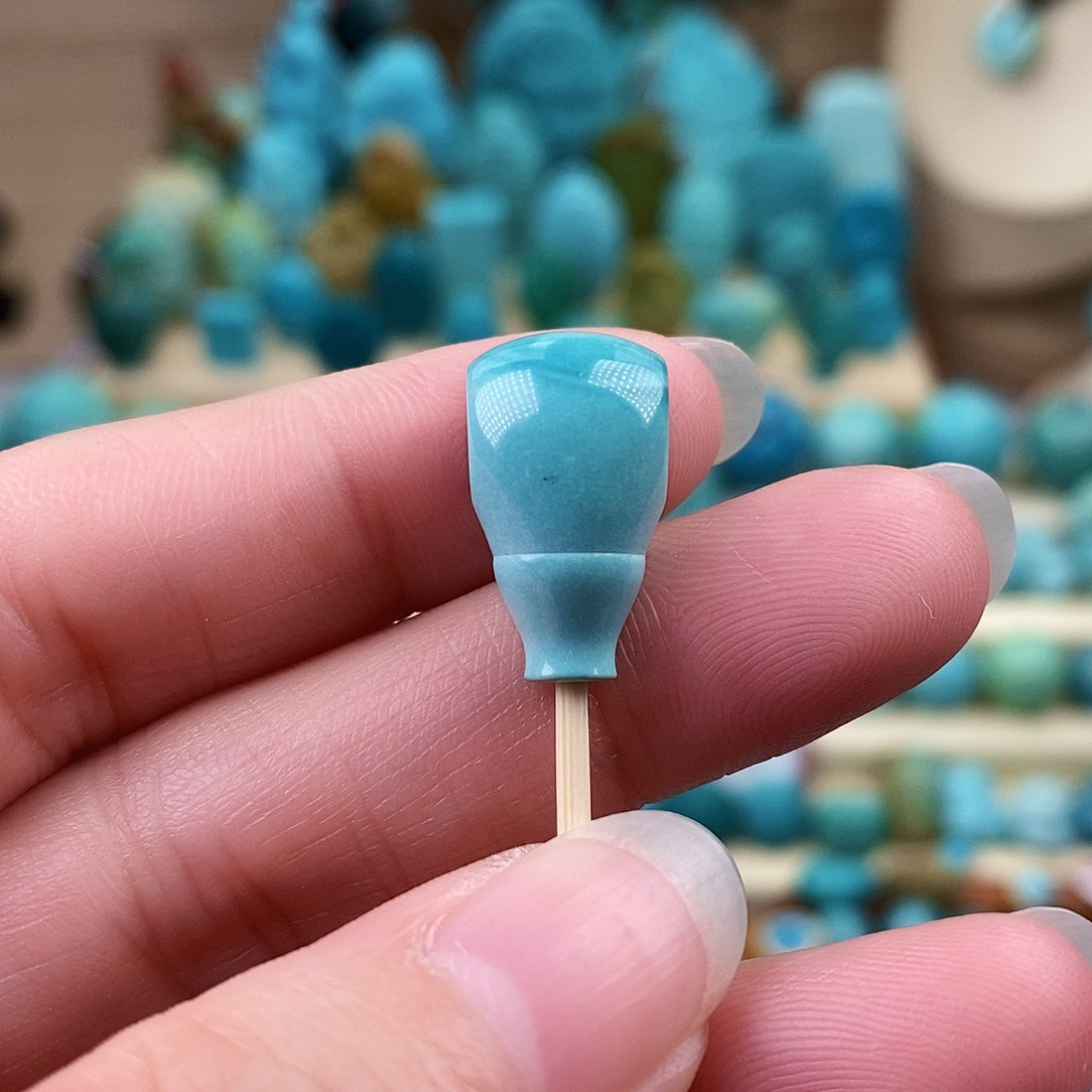 绿松石珠宝奇石未镶嵌