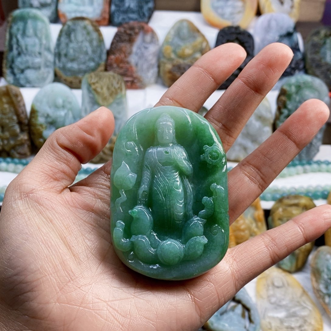 天***运定制翡翠未镶嵌翡翠定制链接