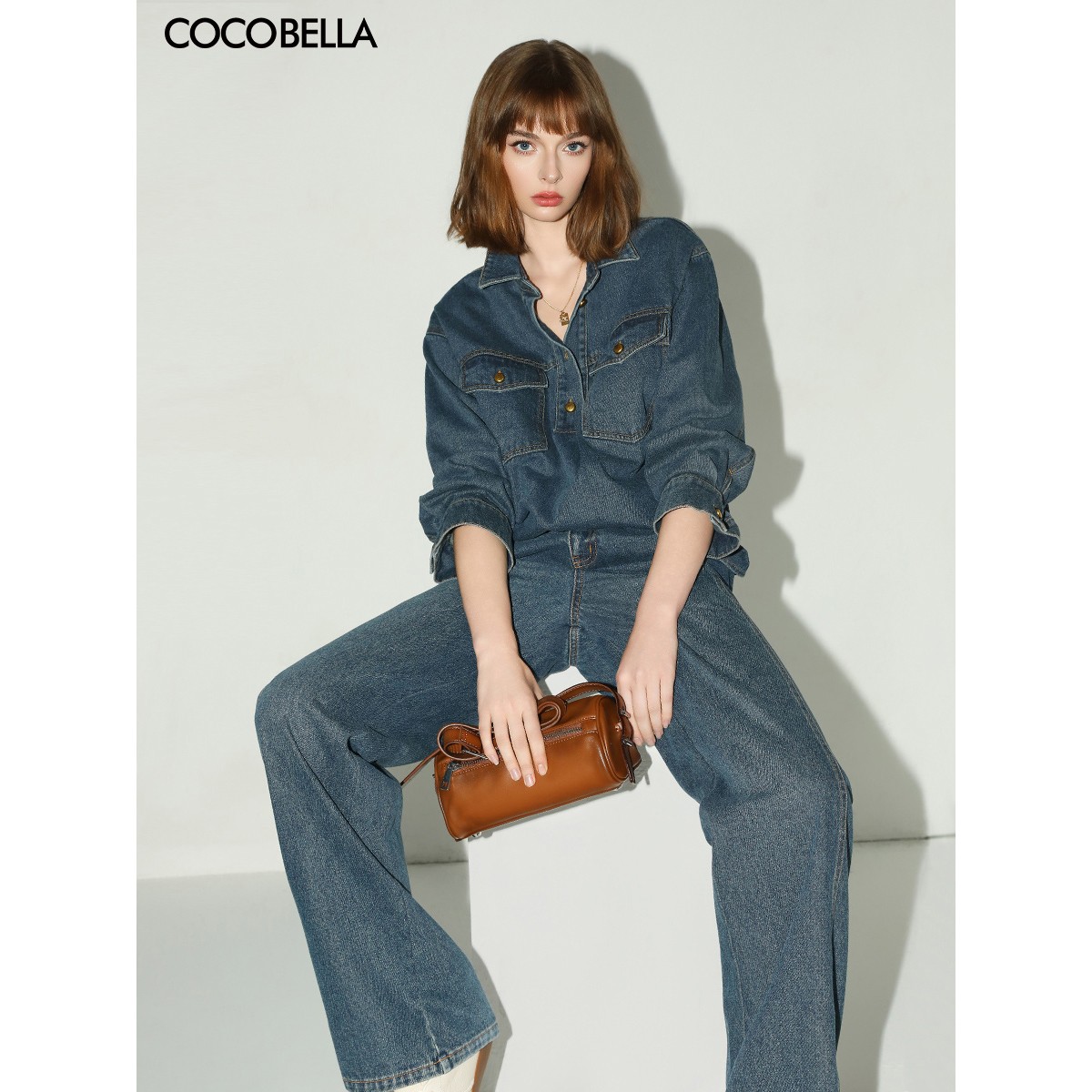COCOBELLA环保水洗手工毛边原色牛仔衬衫25春金扣内搭衬衣DN3005