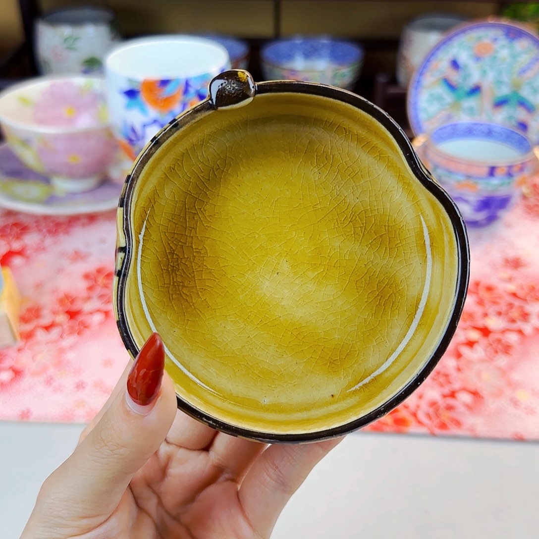 他家茶具瓷器真美啊！大