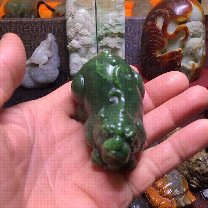 未镶嵌和田玉（糖玉）挂件余**好