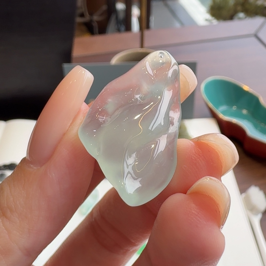 翡翠颈饰未镶嵌冰晴底胶块