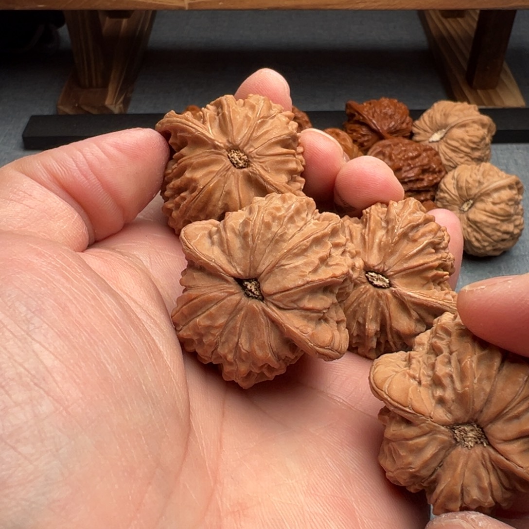 老***铁吊坠文玩核桃磨盘加血麒麟体验款