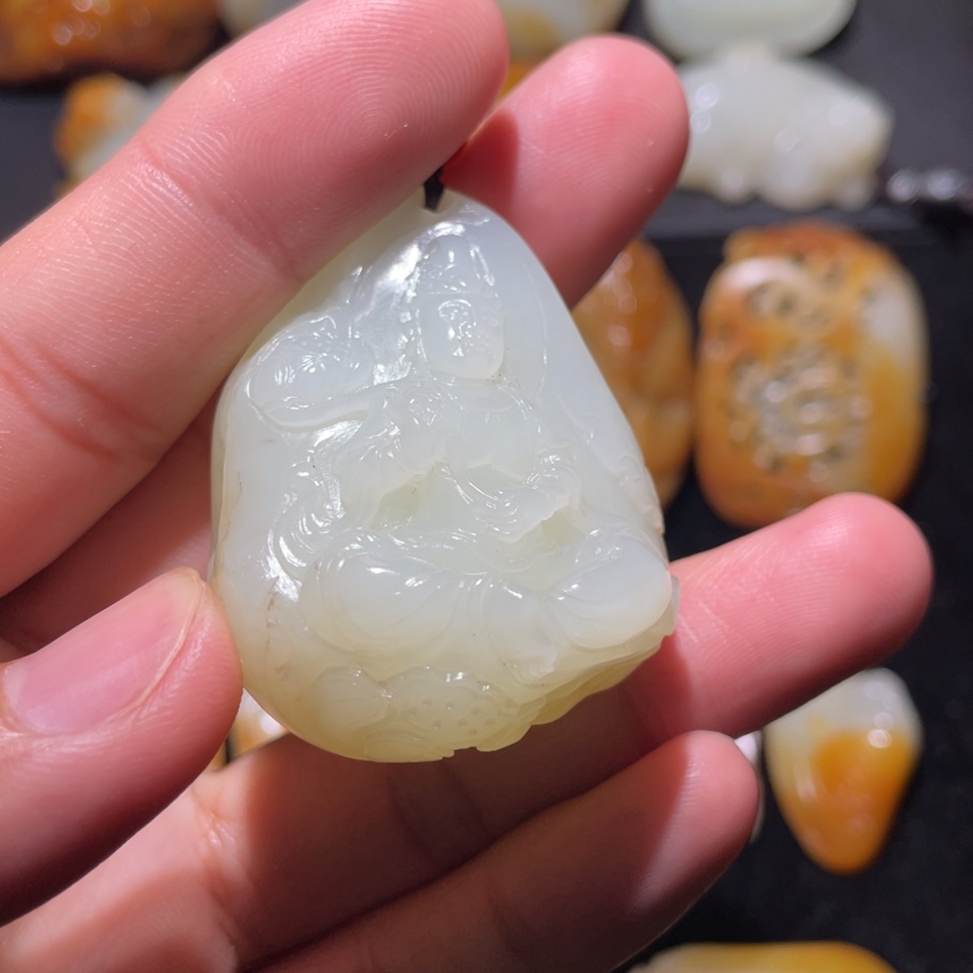 繁***星和田玉未镶嵌挂件