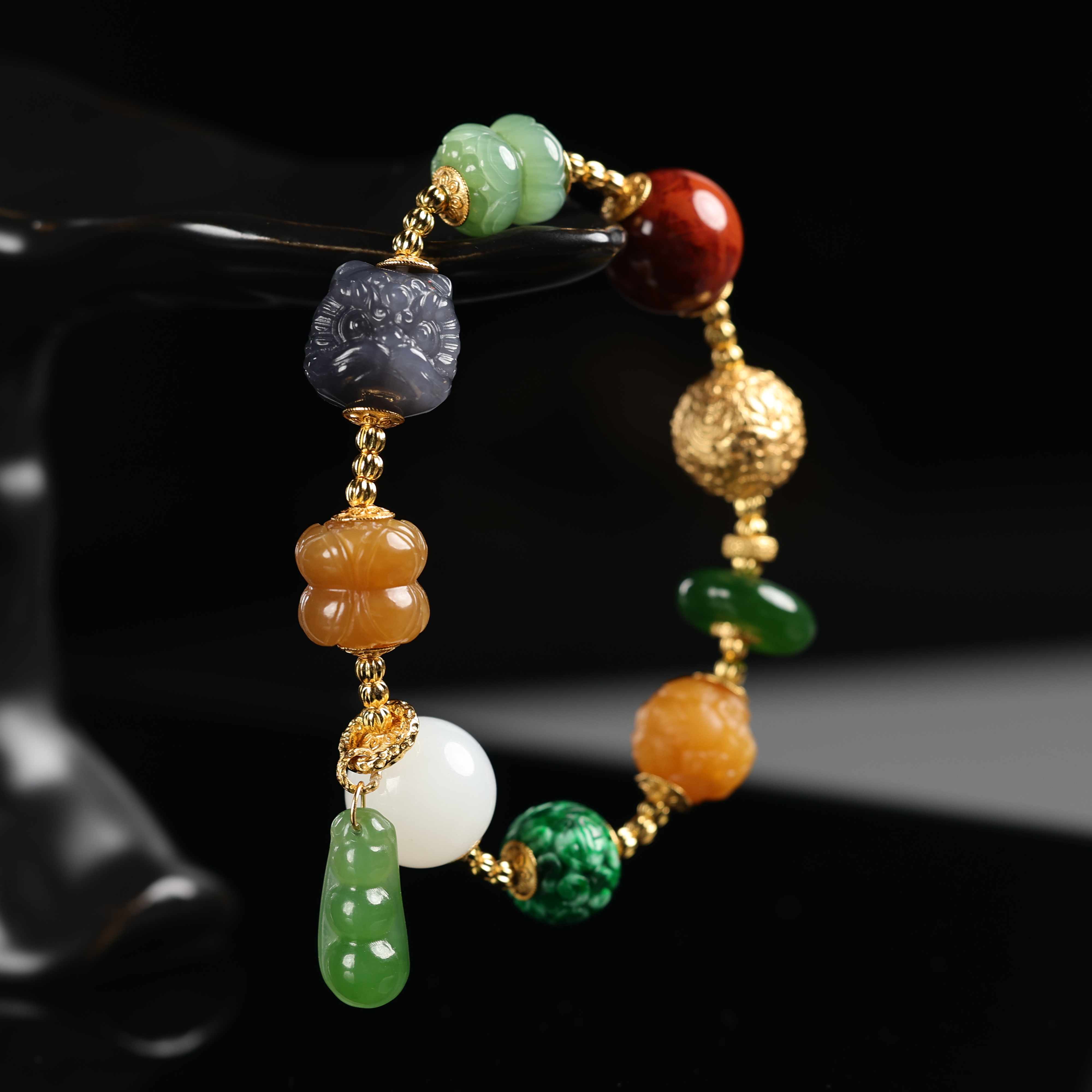 “盛世”原创精品天然原矿南红翡翠和田玉多宝手串 多样性发其一