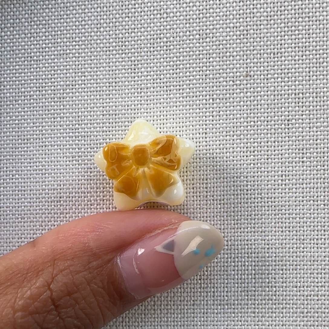 琥珀颈饰未镶嵌琥珀