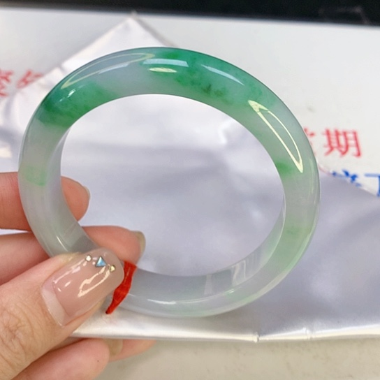 翡翠手镯未镶嵌天然翡翠A货005